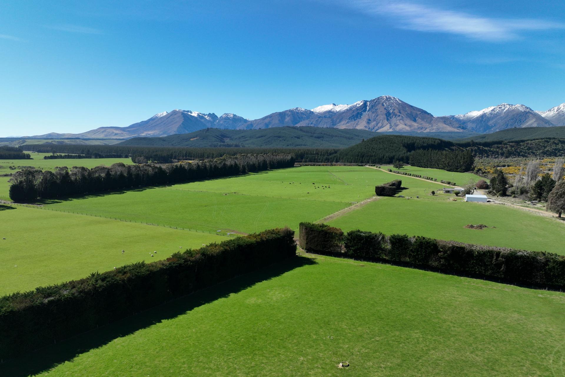 2211 Blackmount Redcliff Road, Whare Creek