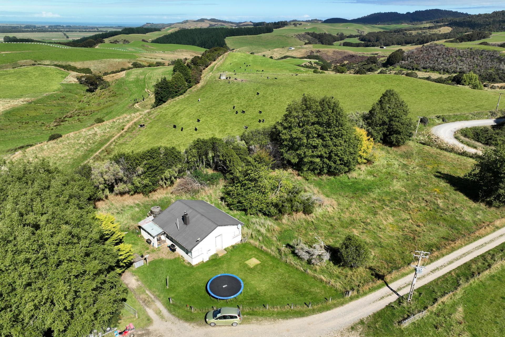457 Grove Burn Road, Tuatapere
