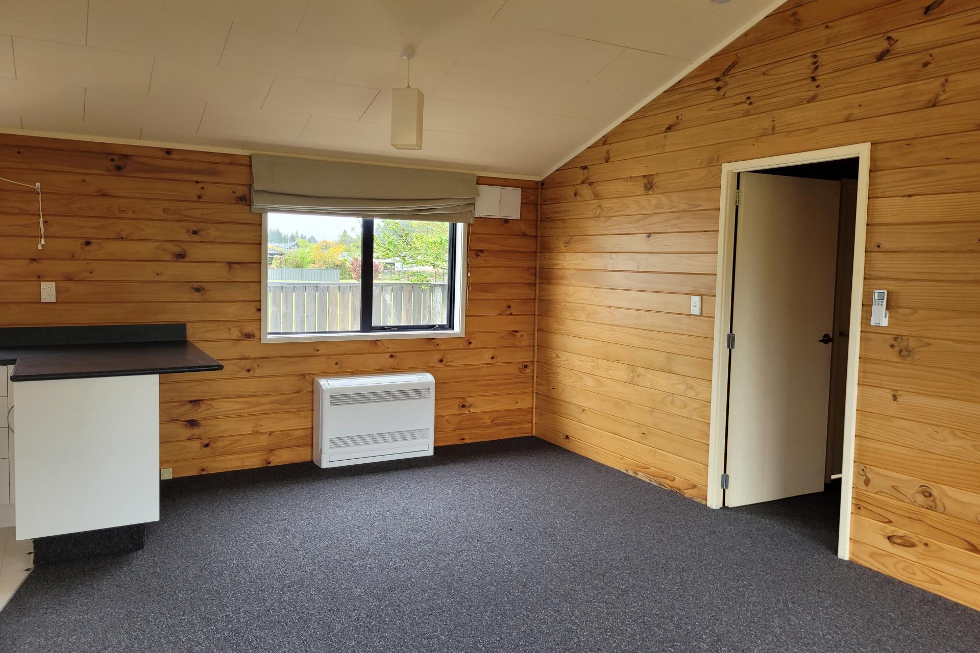 48 Lawson Burrows Crescent, Te Anau