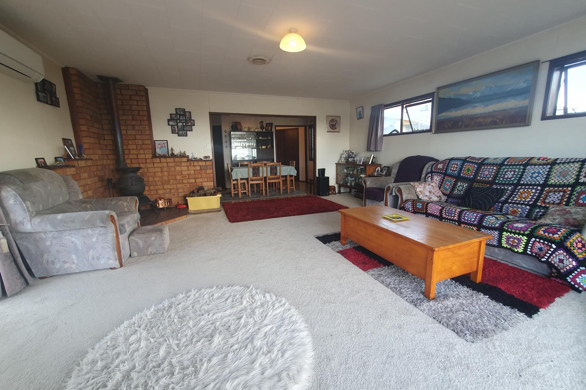 102 Hays Place, Thames