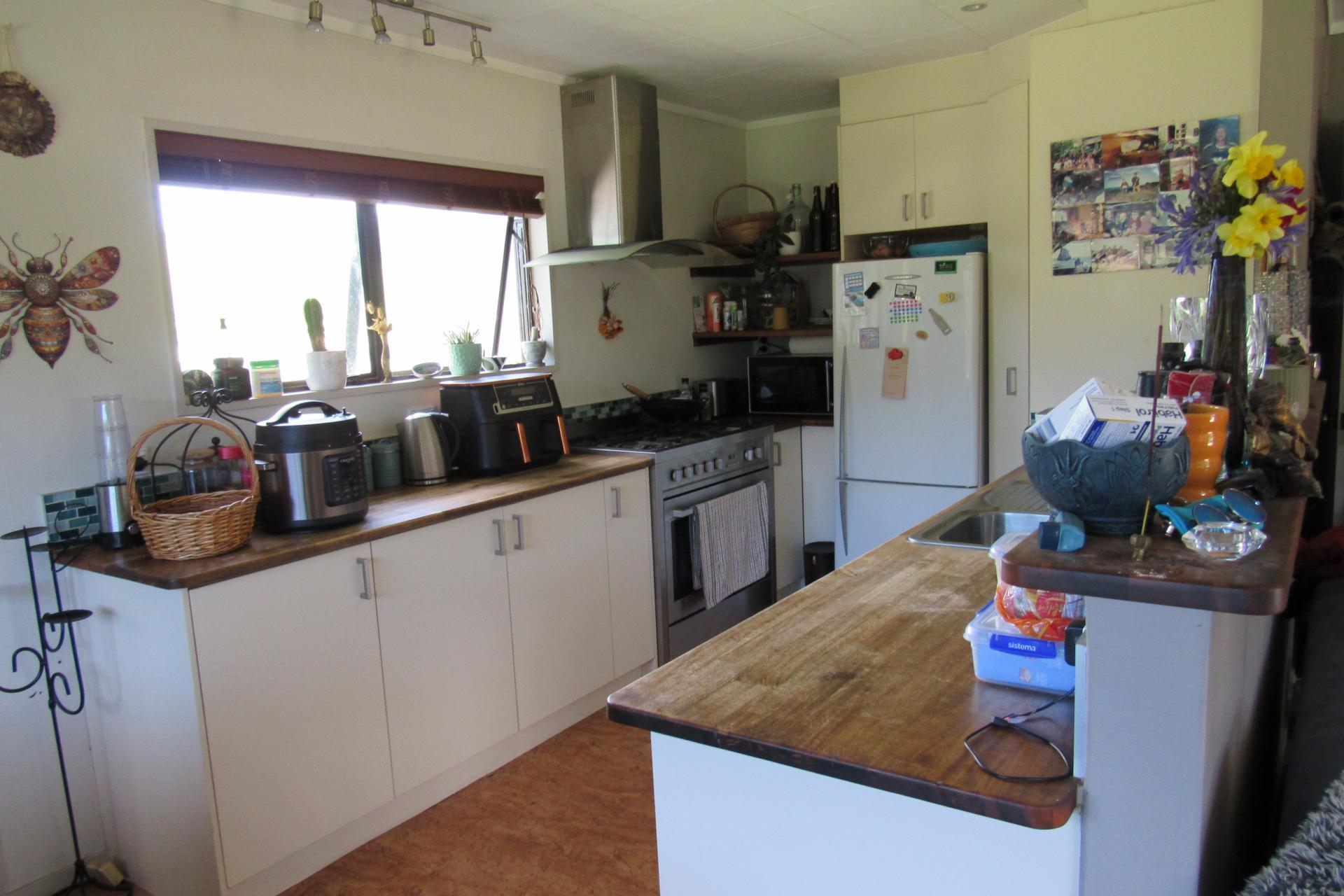 735 Tairua SH25 Road, Onemana