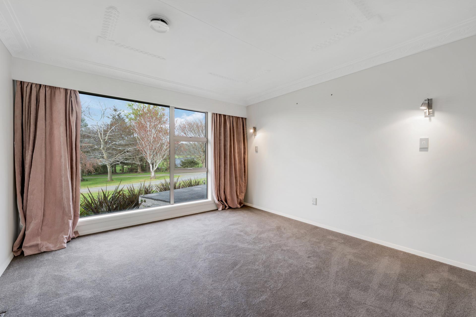 3660 Waipahi Highway, Wairuna