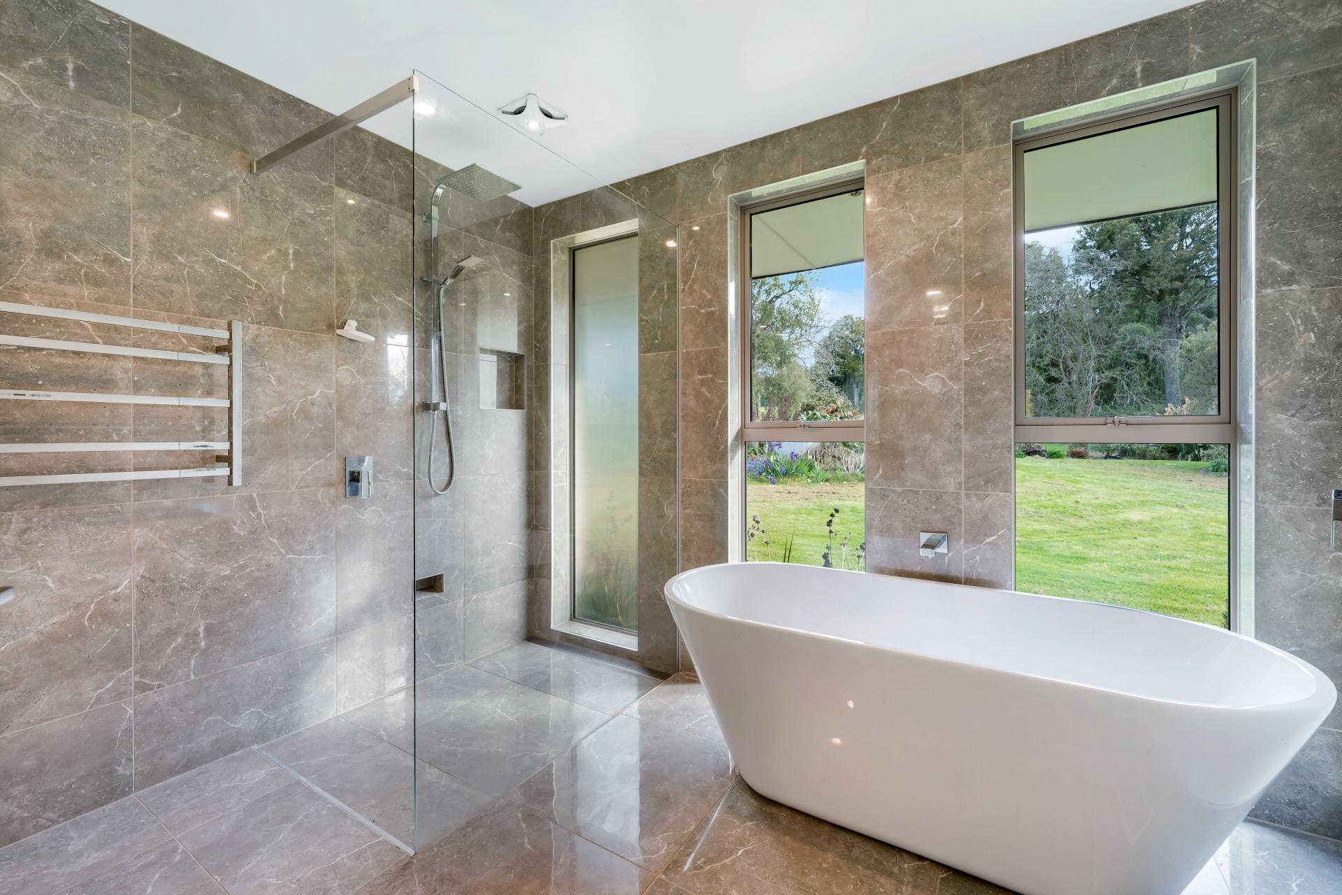 3660 Waipahi Highway, Wairuna