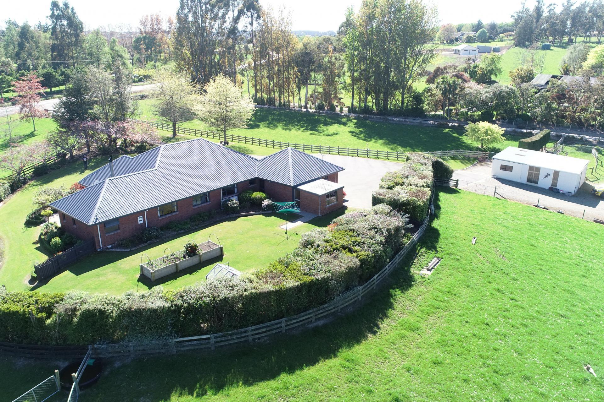 275 Homestead Road, Weston