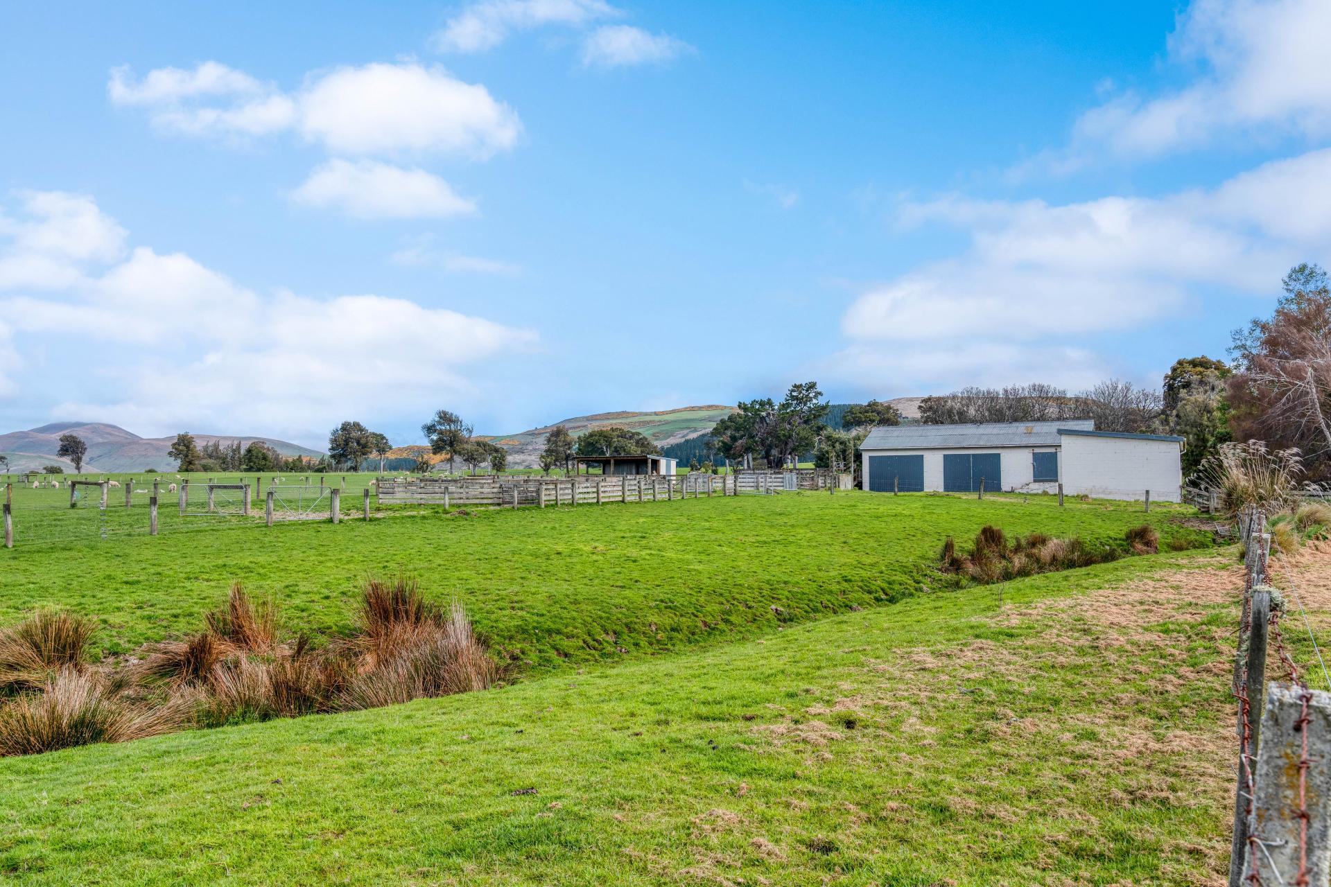 3660 Waipahi Highway, Wairuna