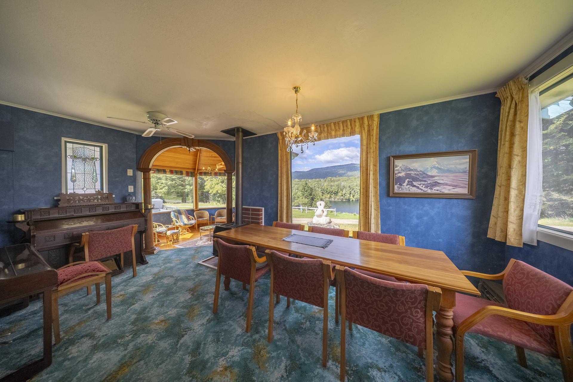 48 View Street, Manapouri