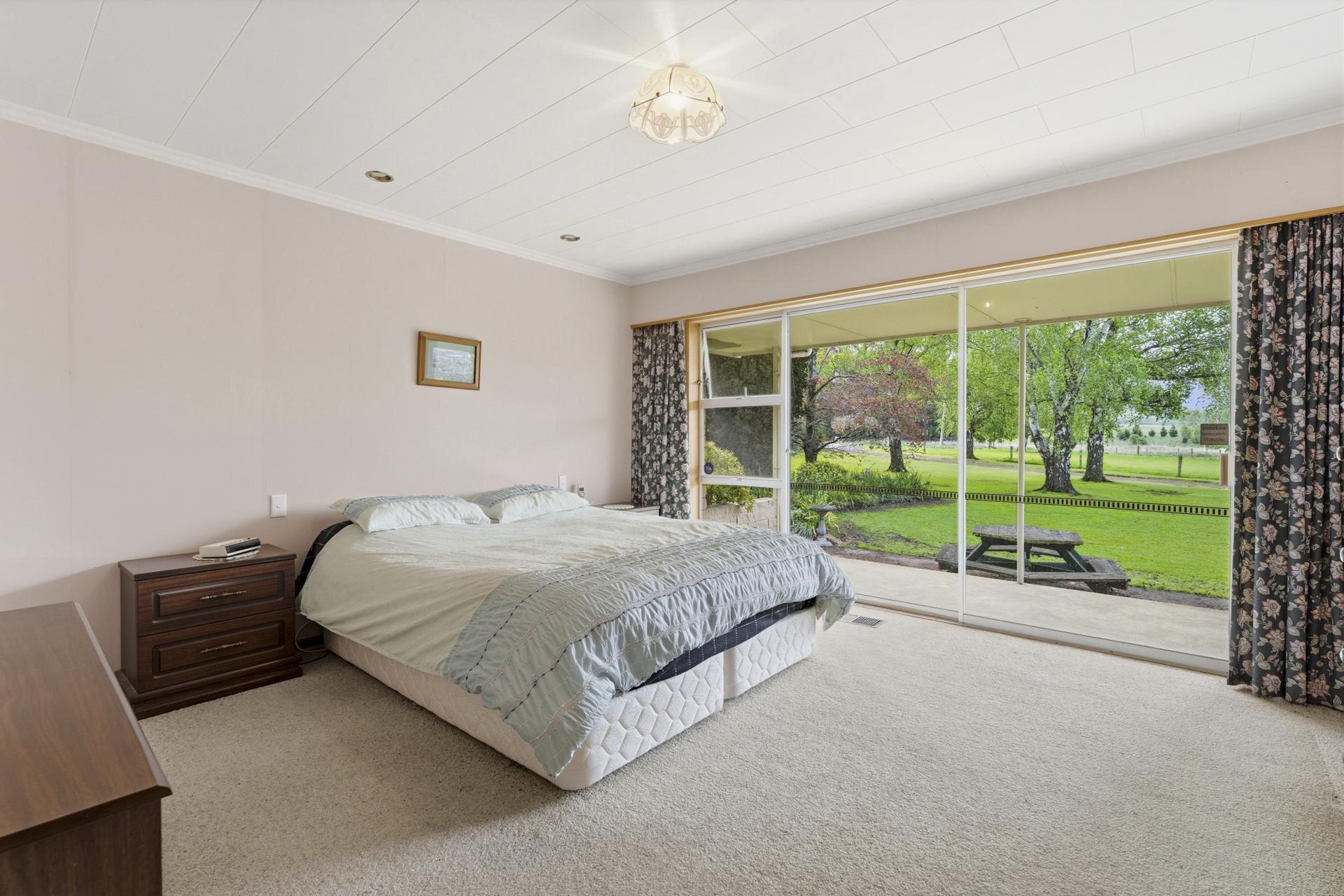35 Maungatua Road, Taieri Plain