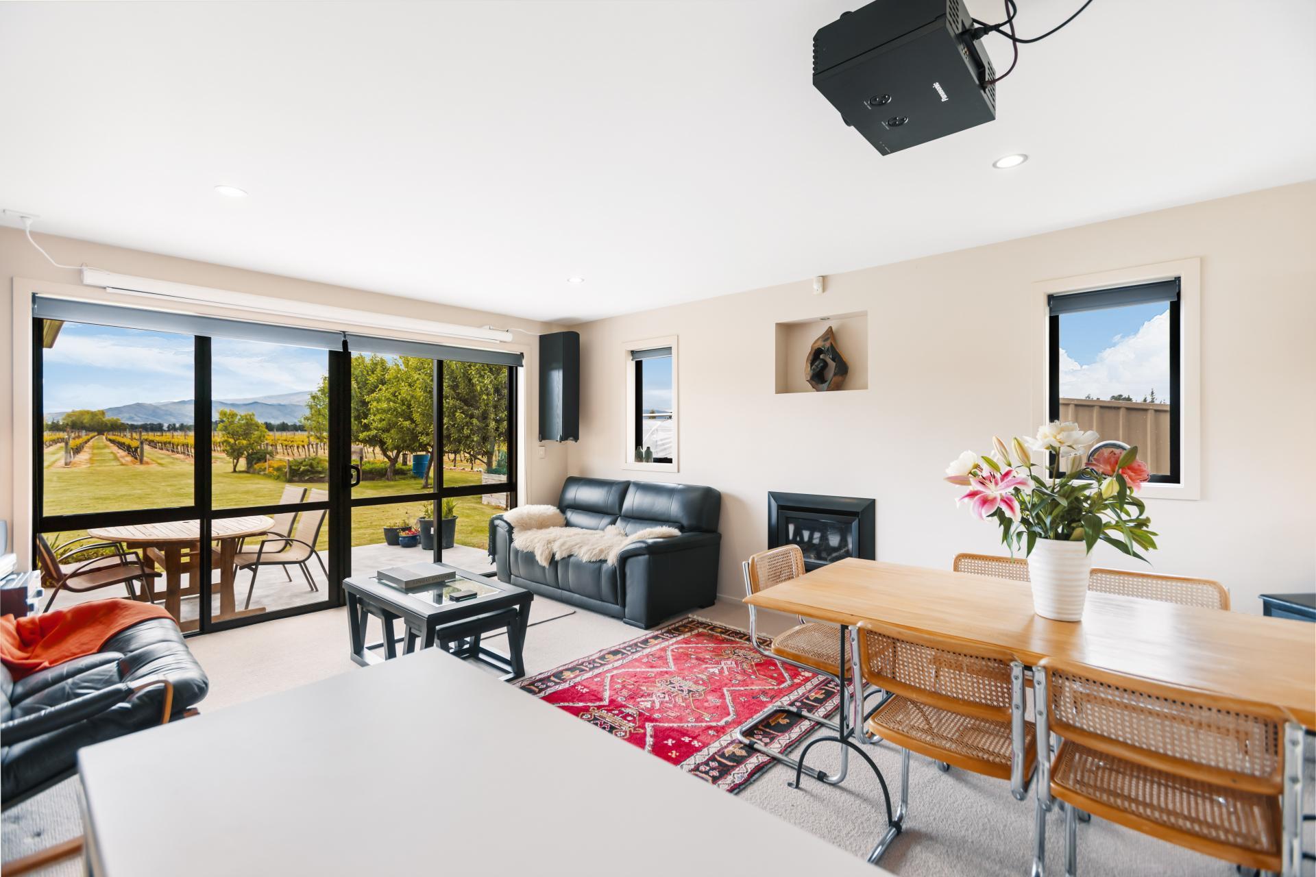 230 Hillview Road, Alexandra