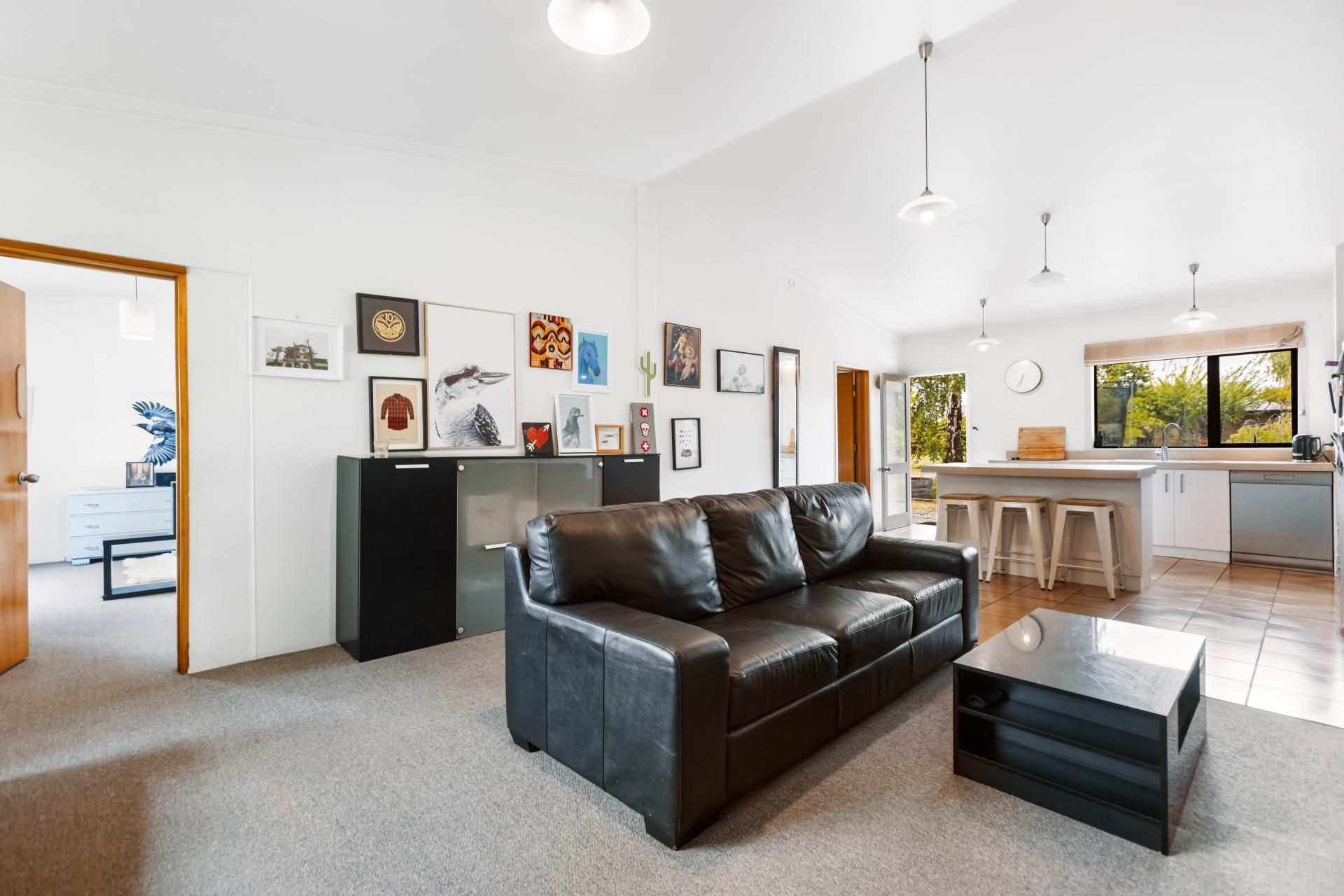 230 Hillview Road, Alexandra