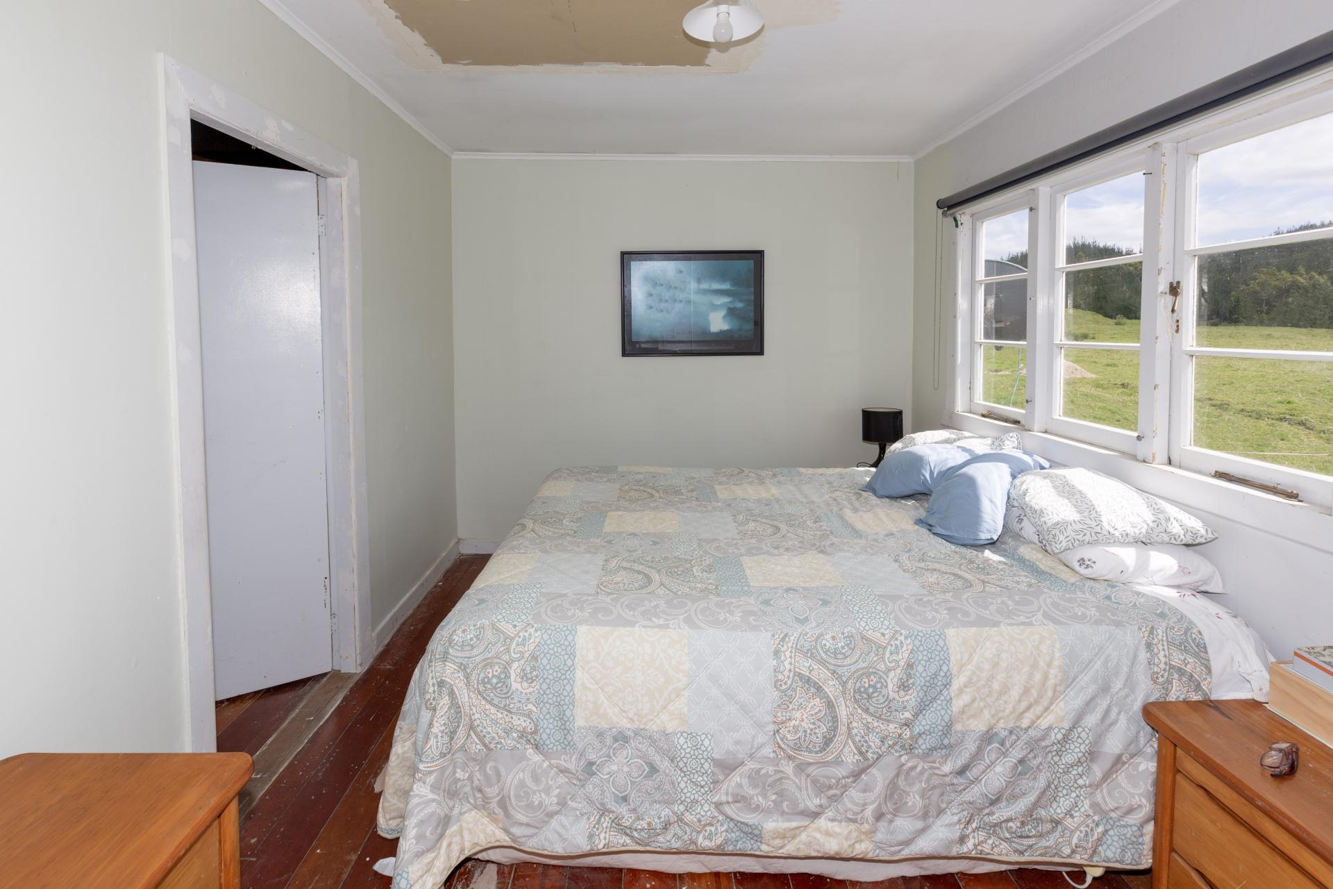 4314 State Highway 14, Tangowahine