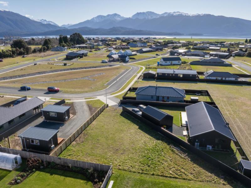 10-te-kuaha-crescent-te-anau