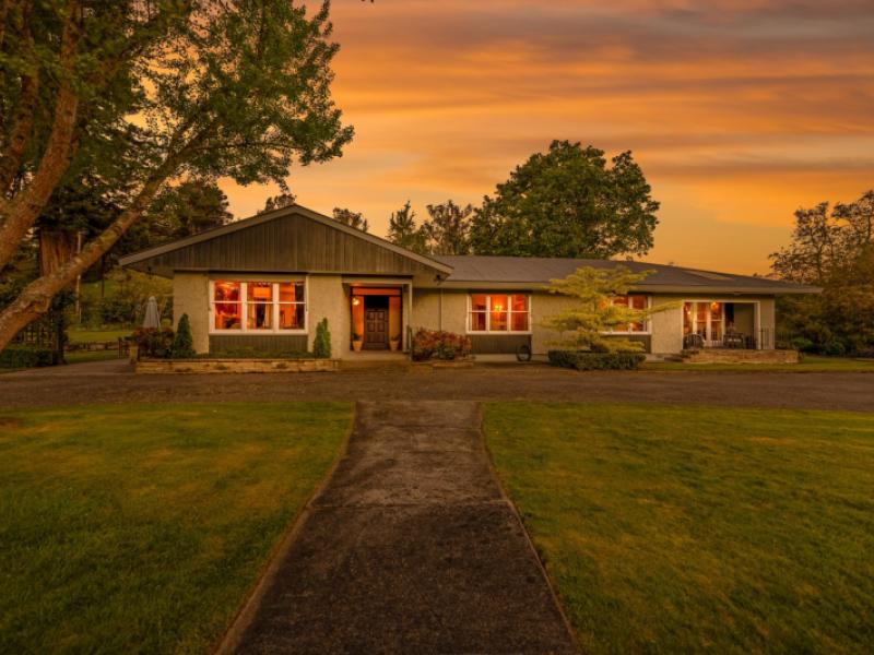 48-paraekaretu-street-hunterville