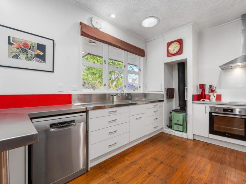 48-paraekaretu-street-hunterville