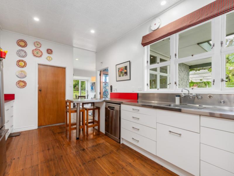 48-paraekaretu-street-hunterville