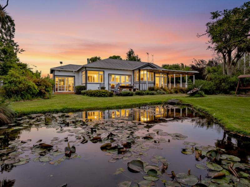 1349-the-lake-road-leeston