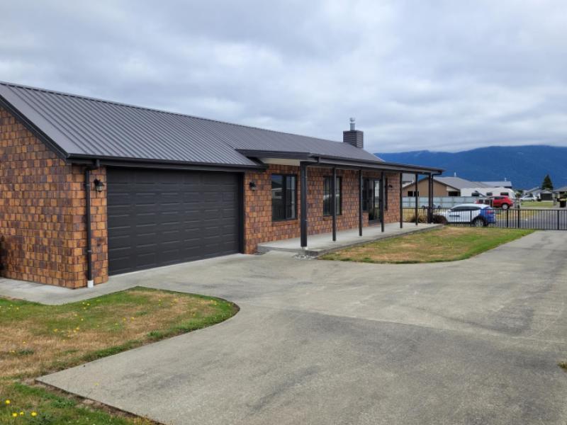 59-orbell-crescent-te-anau