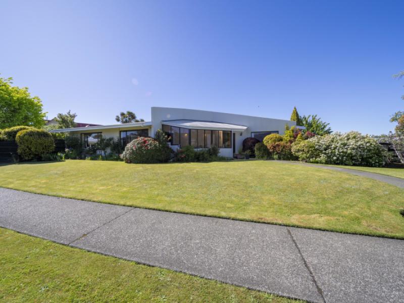 8-bowen-street-te-anau