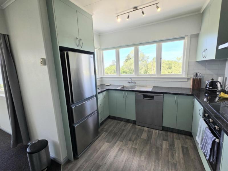 6-solway-street-holmes-hill