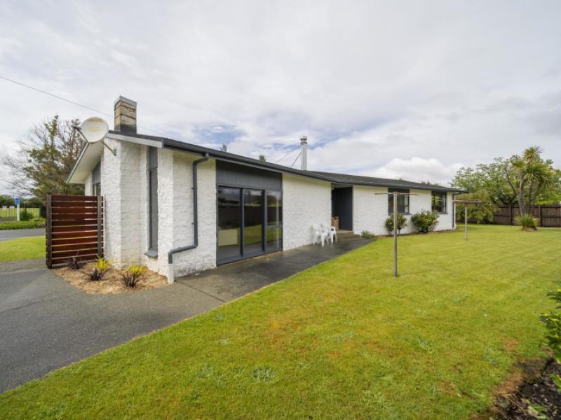 1a-tom-plato-drive-te-anau