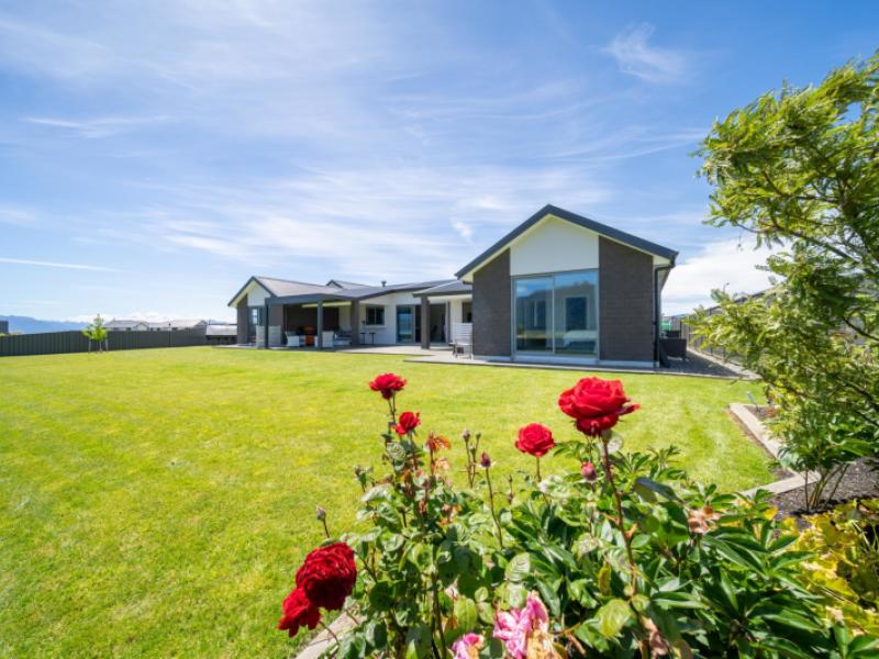 21-red-deer-place-te-anau