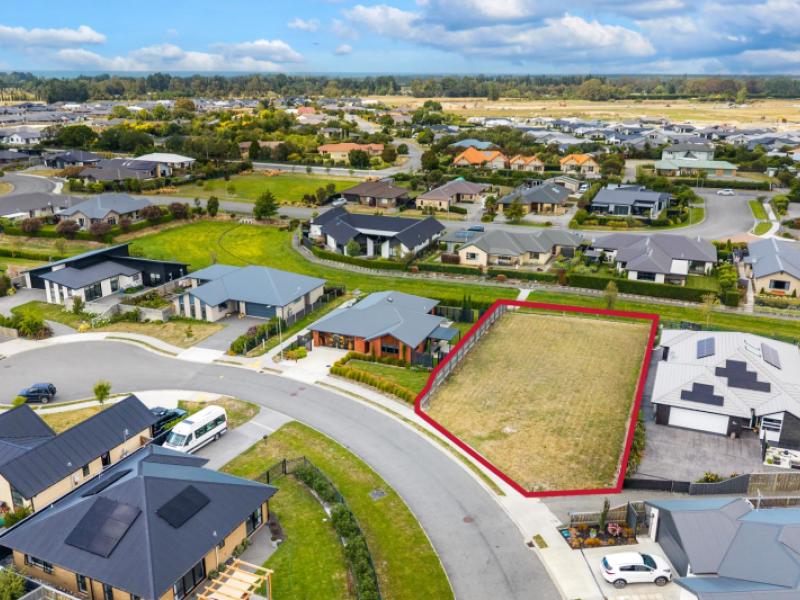 16-deans-place-amberley