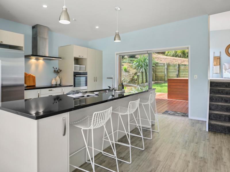 28-robertson-street-raglan