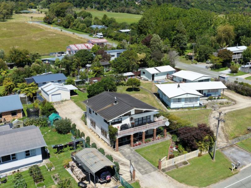 616-abel-tasman-drive-clifton