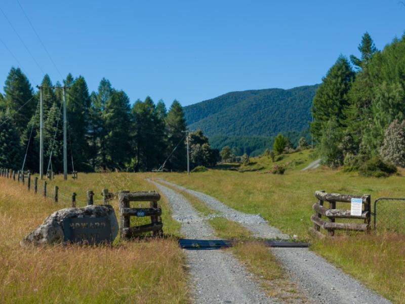 990-howard-valley-road-howard