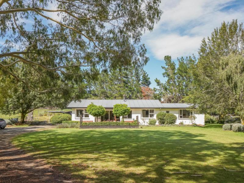 379-pyramid-valley-road-pyramid-valley