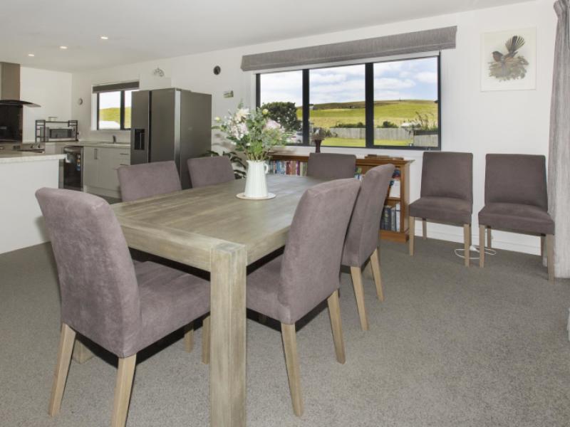 7-sunset-drive-baylys-beach