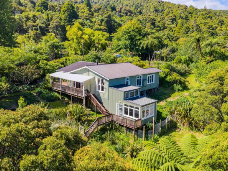 1052-wekaweka-road-waimamaku