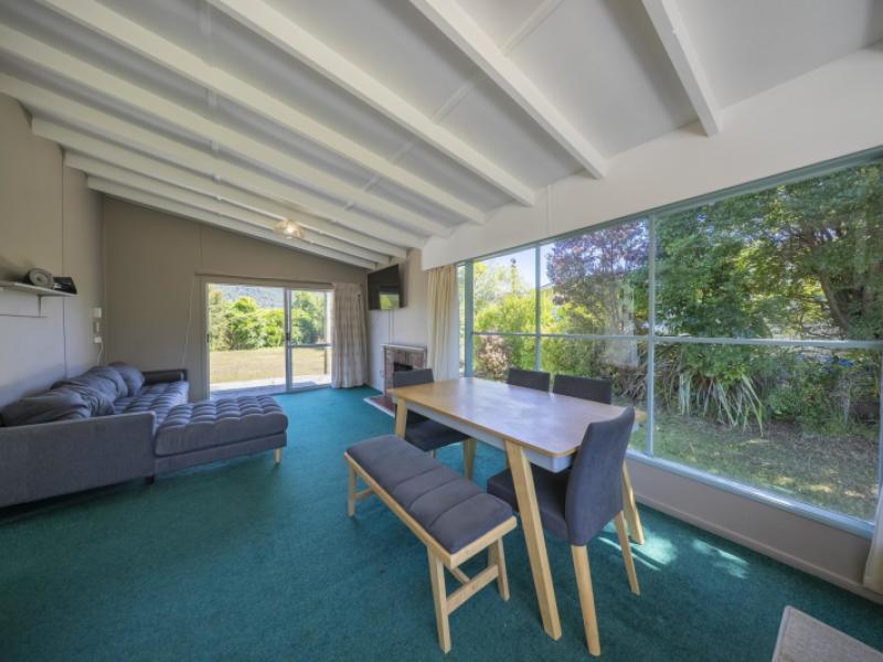 36-home-street-manapouri