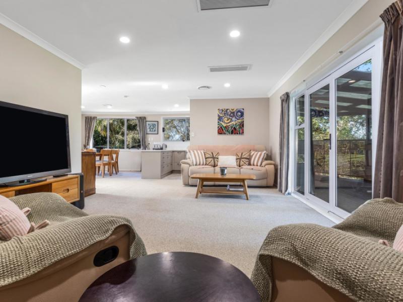 95-white-pine-bush-road-awakeri