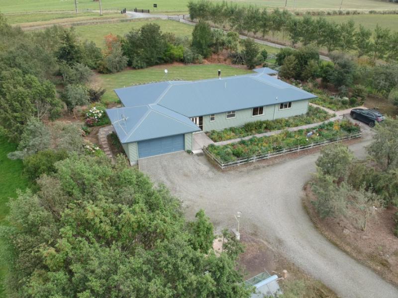 374-airedale-road-weston