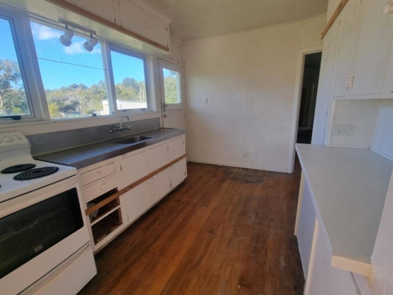 10767a-route-52-pongaroa