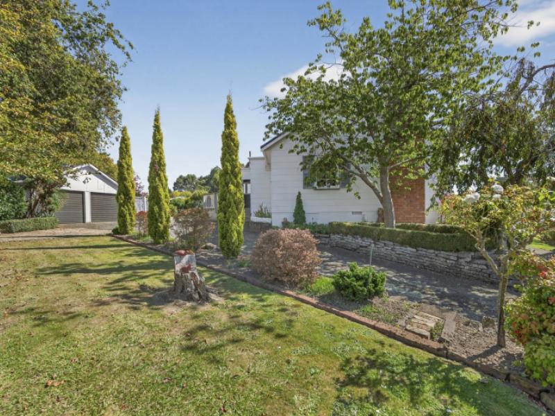 7-ranui-place-feilding