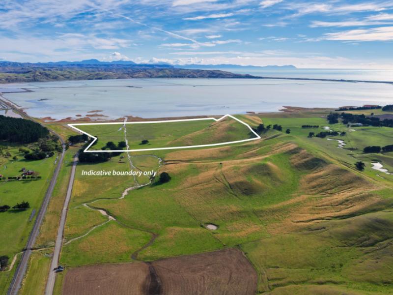 corner-marfells-beach-and-clifford-roads-lake-grassmere