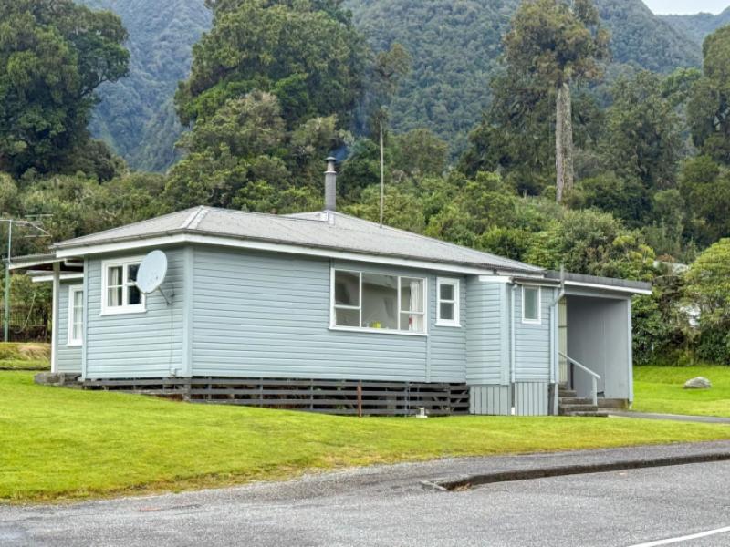 13-main-road-fox-glacier