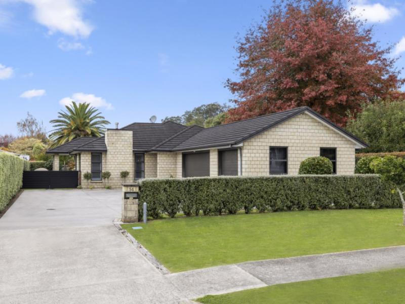 14-bronte-place-cambridge