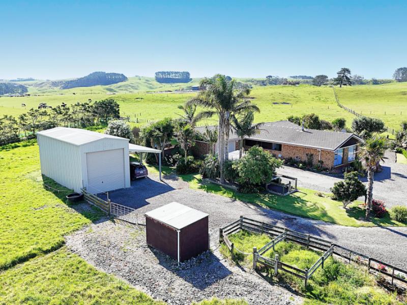 242-baylys-coast-road-dargaville