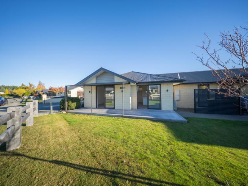 unit-9-28-pop-andrew-drive-te-anau