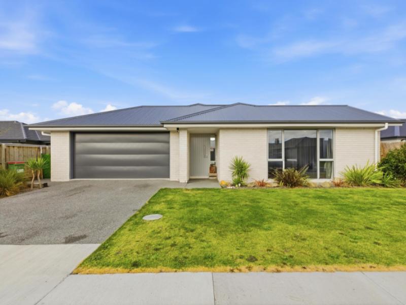 3-yates-place-amberley