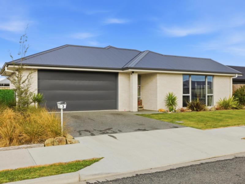 3-yates-place-amberley