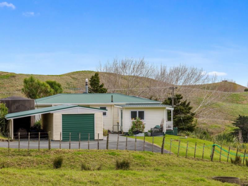 4062-kaipara-coast-highway-tauhoa