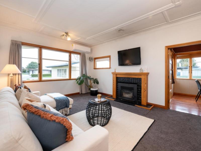 819-francis-hicks-avenue-raureka