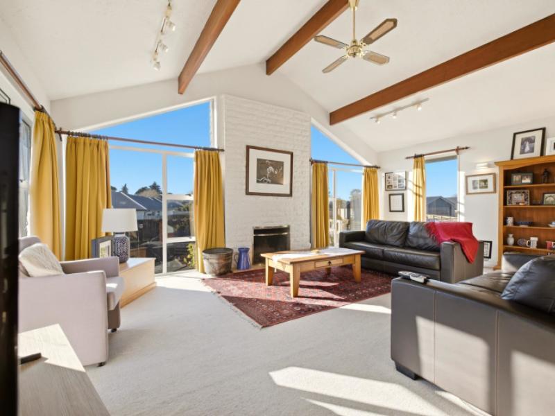 8-foster-place-amberley