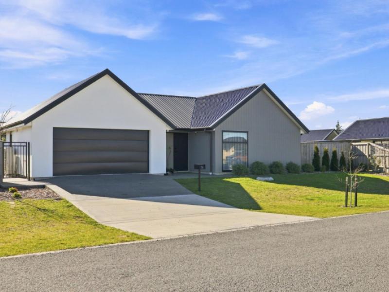 51-hilton-drive-amberley