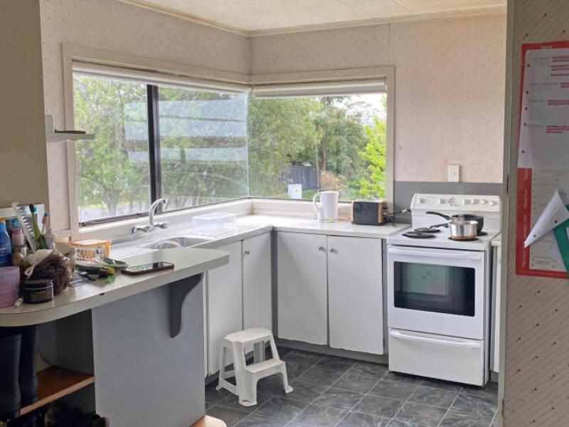 1-robinson-street-katikati