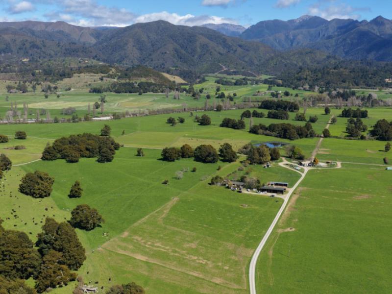 574-east-takaka-road-east-takaka
