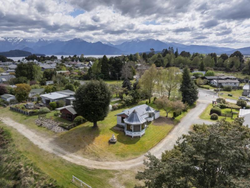 48-view-street-manapouri